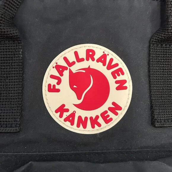 Fjallraven Kanken Backpack Mini Classic Black Used 23561 - Picture 2 of 7